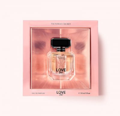 Kvepalai Love Star dovanų dėžutėje