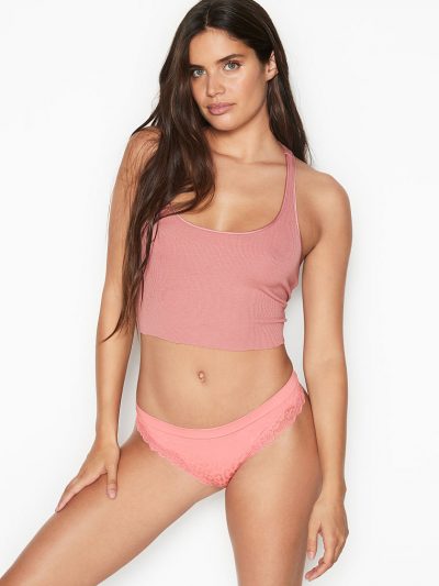 Seksualios string tipo kelnaitės
