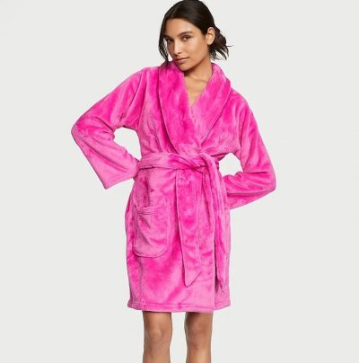 Stilingas chalatas iš Victoria's Secret
